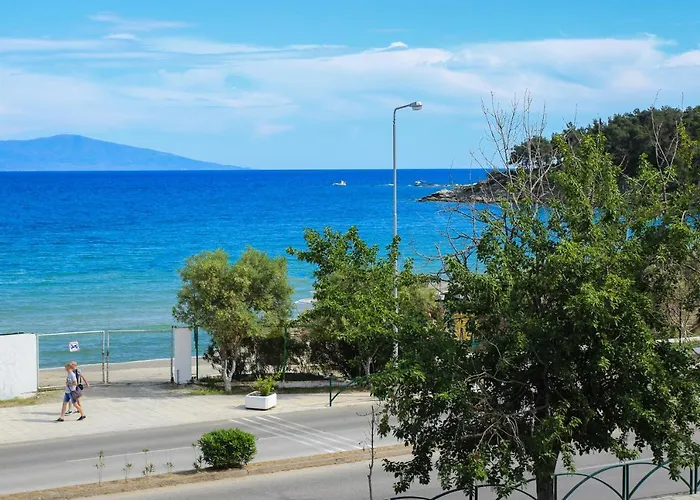 Rooms Kavala شقة كافالا